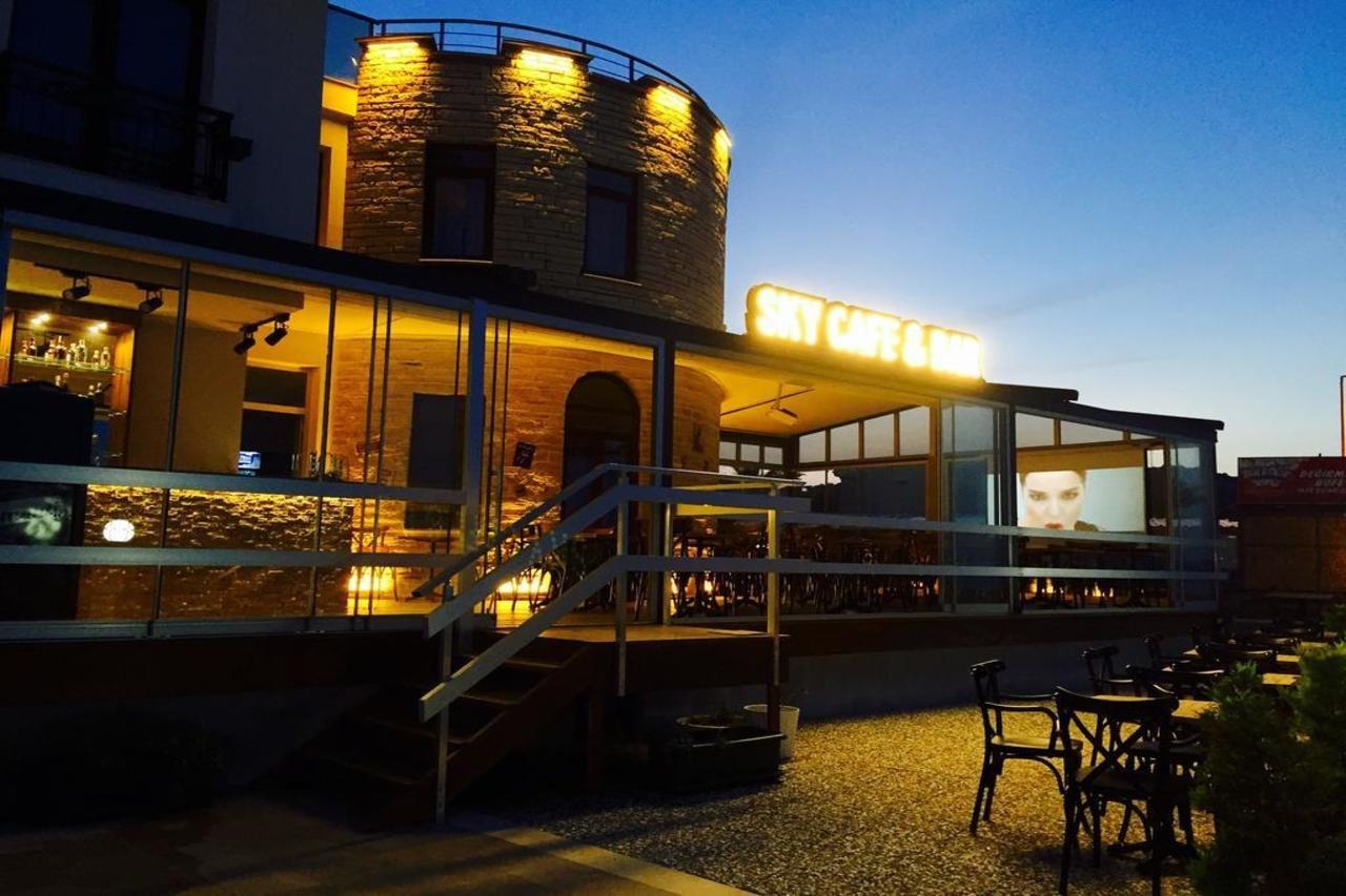 Nemrut Bay Otel Yenifoca Extérieur photo